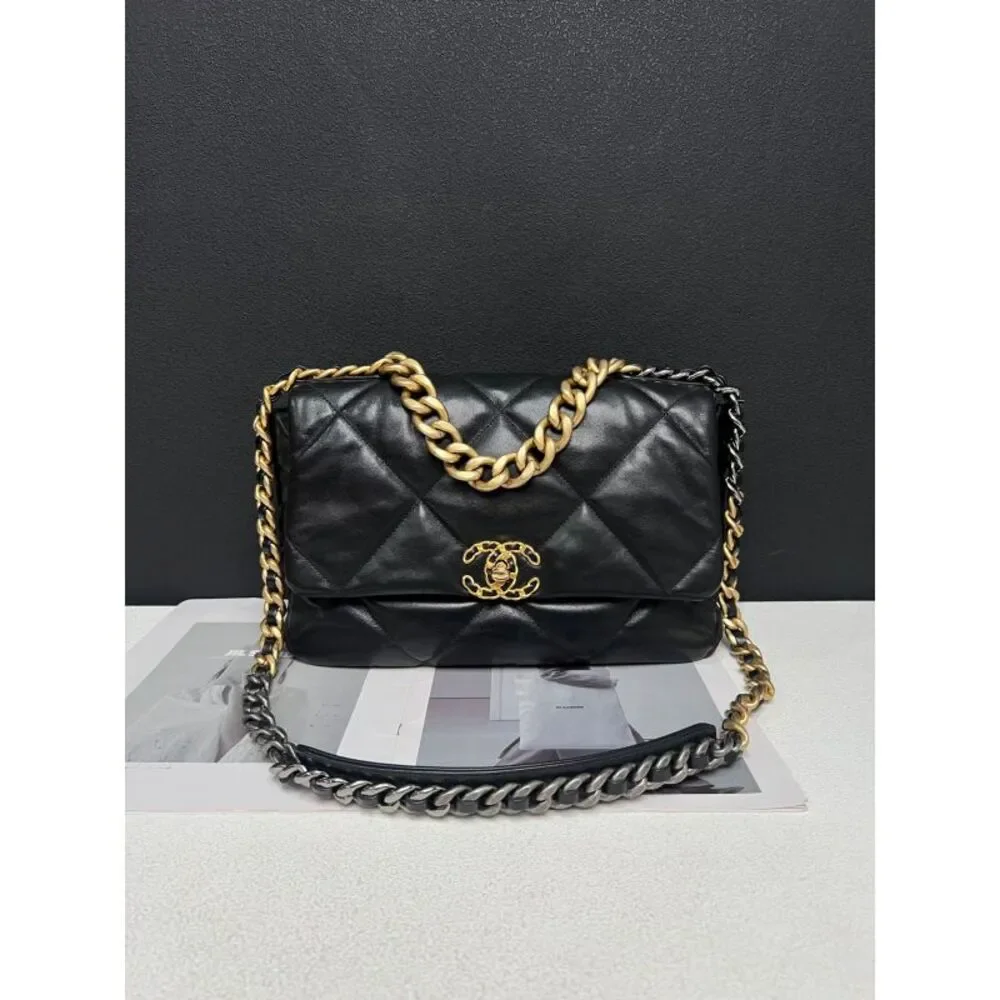 Chanel Women Pre-Loved Bag Very Good Condition